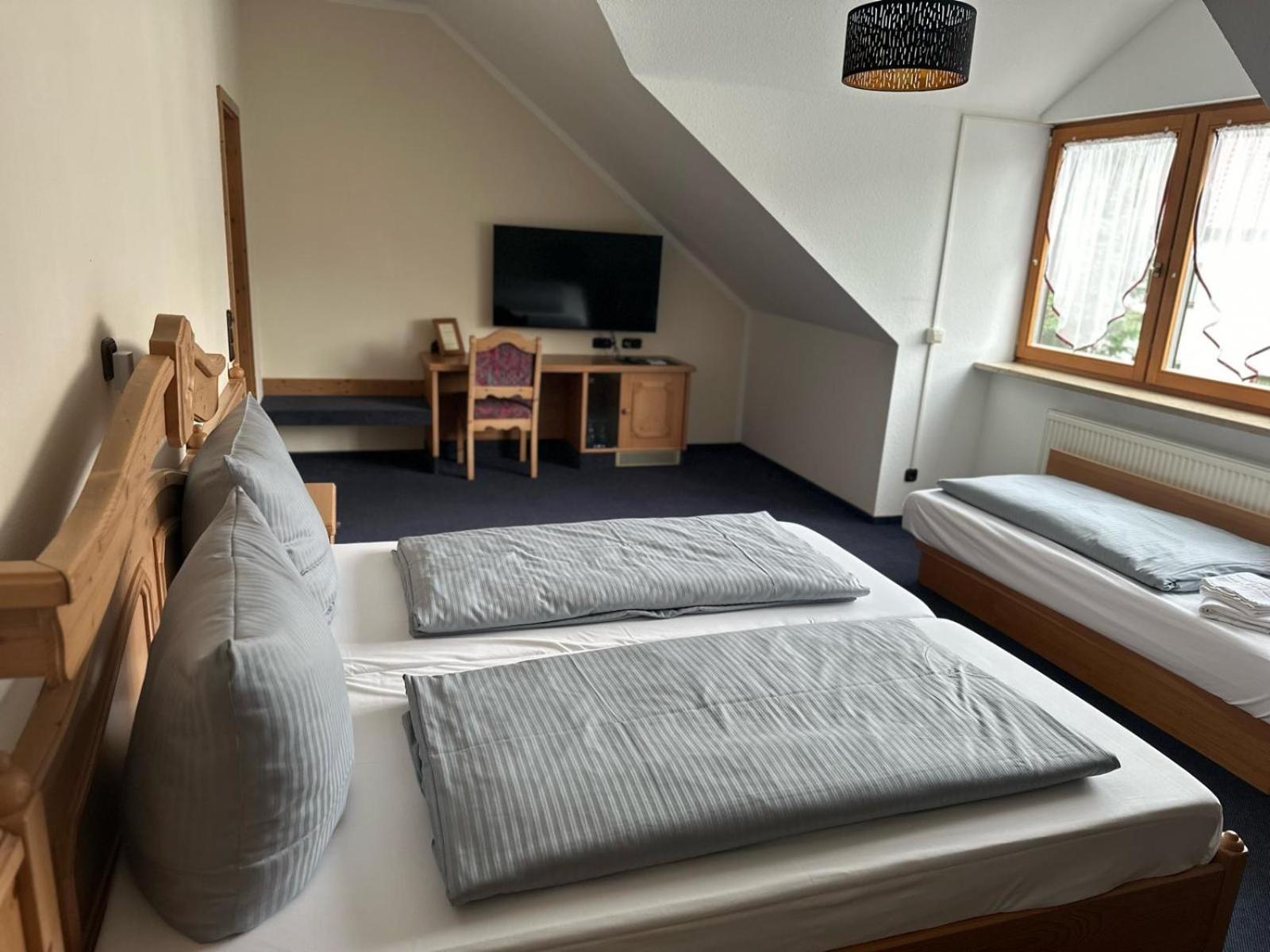 Hotel Restaurant Moosmuehle Dietenhofen Exteriör bild
